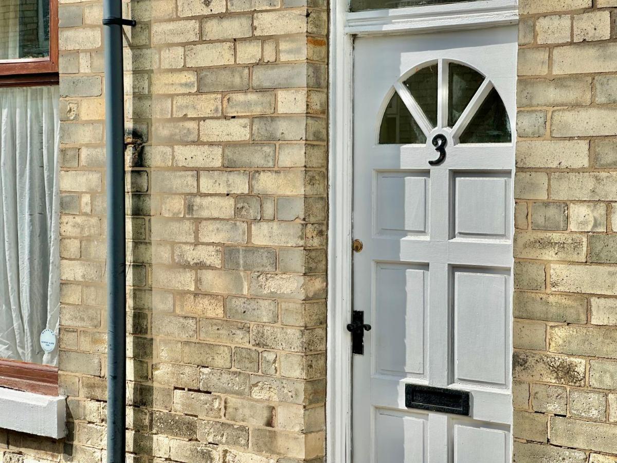 Creaking Villa York Exterior photo